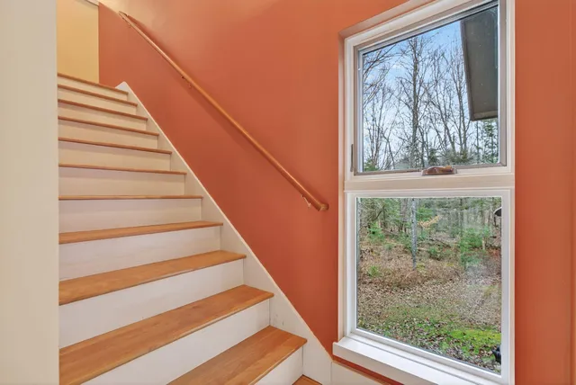 $849,000 | 28 Nyasa Lane, Brunswick, ME 04011