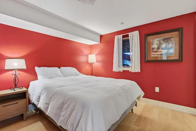 $849,000 | 28 Nyasa Lane, Brunswick, ME 04011