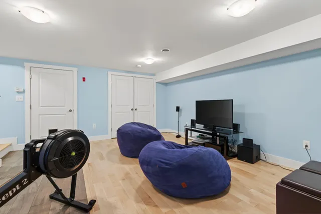 $899,000 | 28 Nyasa Lane, Brunswick, ME 04011