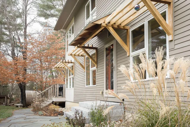 $899,000 | 28 Nyasa Lane, Brunswick, ME 04011