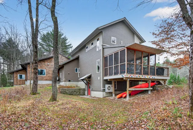 $899,000 | 28 Nyasa Lane, Brunswick, ME 04011