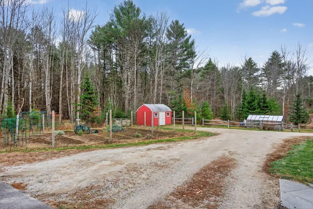 $899,000 | 28 Nyasa Lane, Brunswick, ME 04011