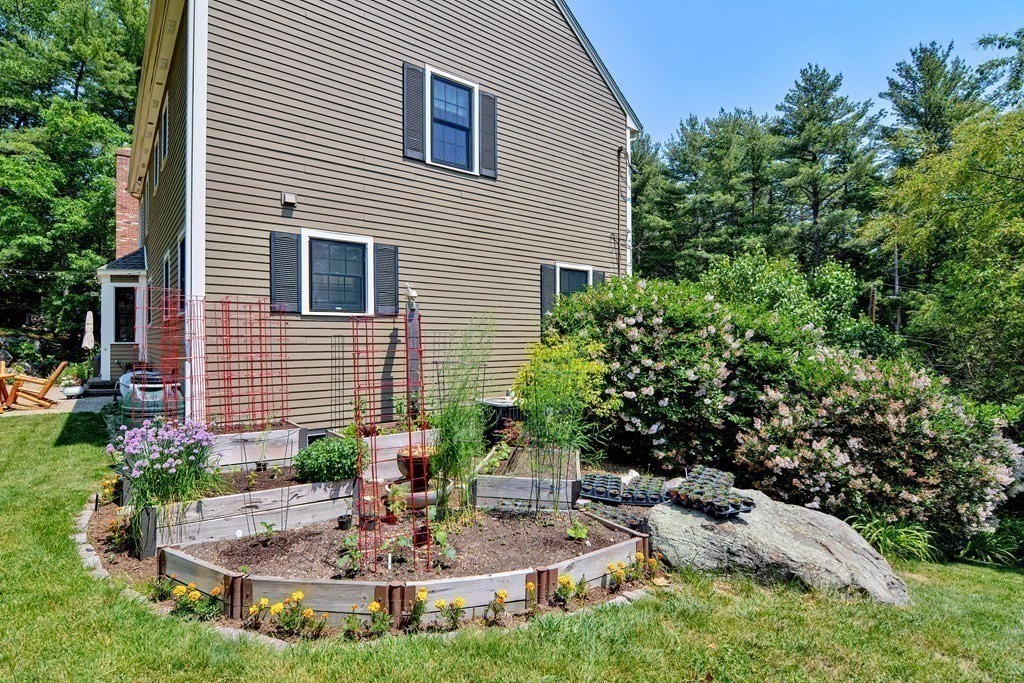 9 Eastmount Road Medfield, MA 02052 - Photo 34 of 40 Gallery Image 34