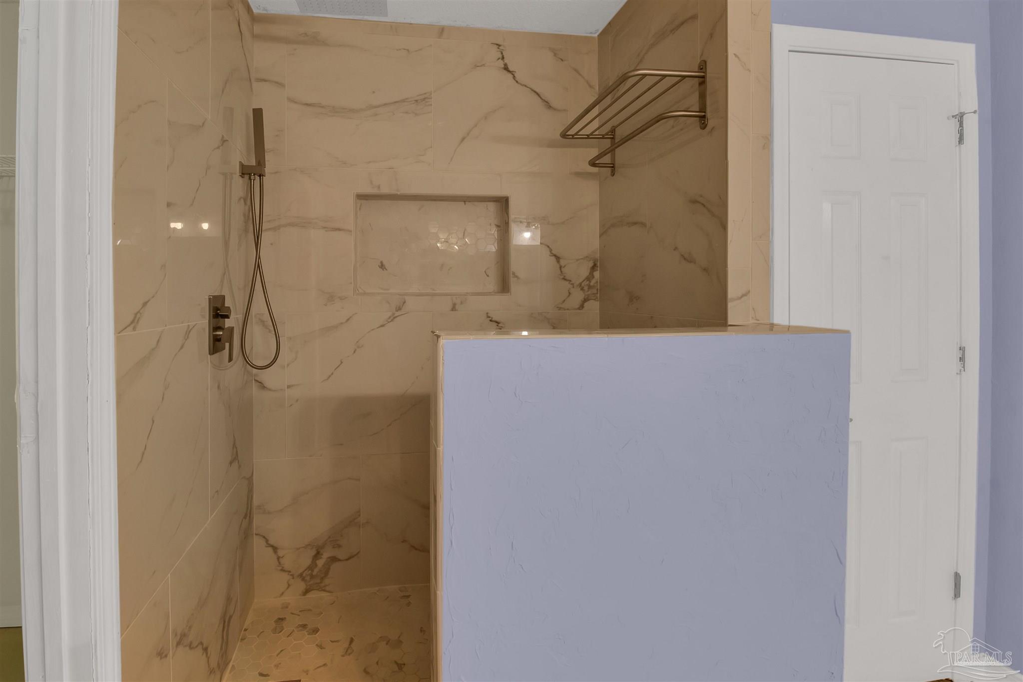 1772 Ivalea Circle Navarre, FL 32566 - Photo 19 of 35