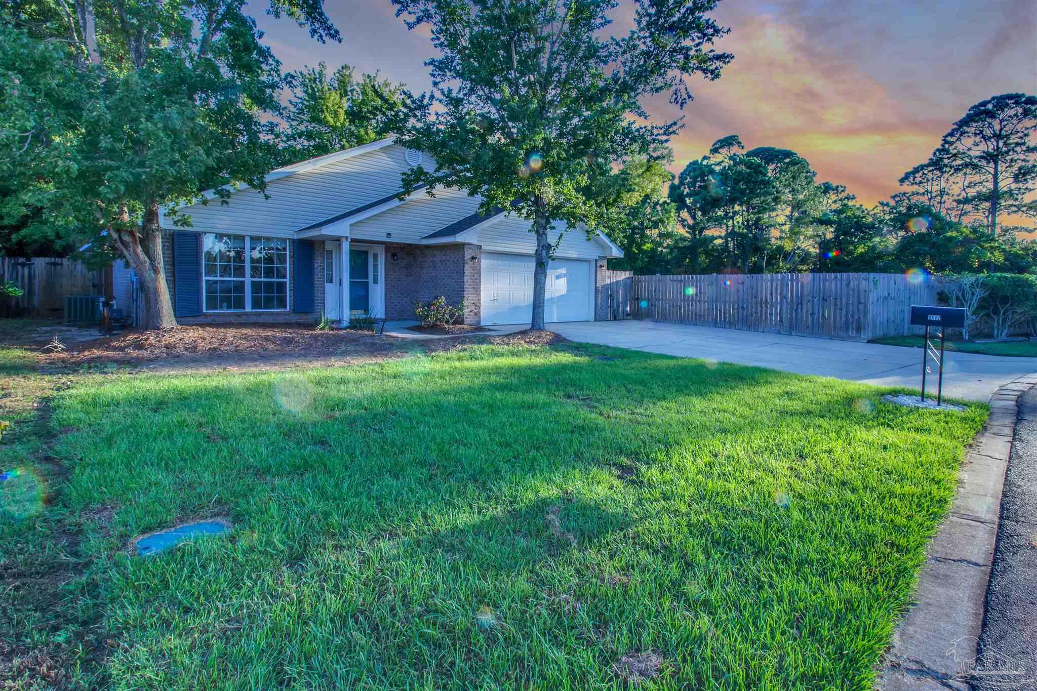 1772 Ivalea Circle Navarre, FL 32566 - Photo 2 of 35