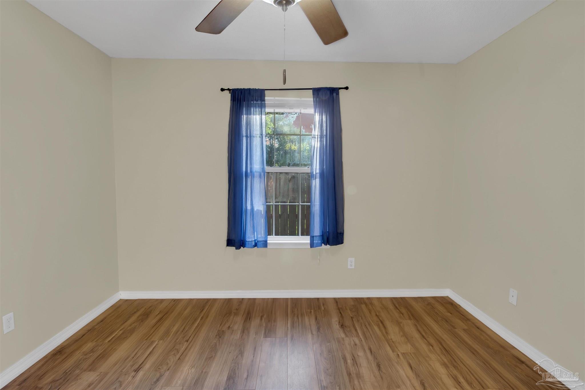 1772 Ivalea Circle Navarre, FL 32566 - Photo 22 of 35