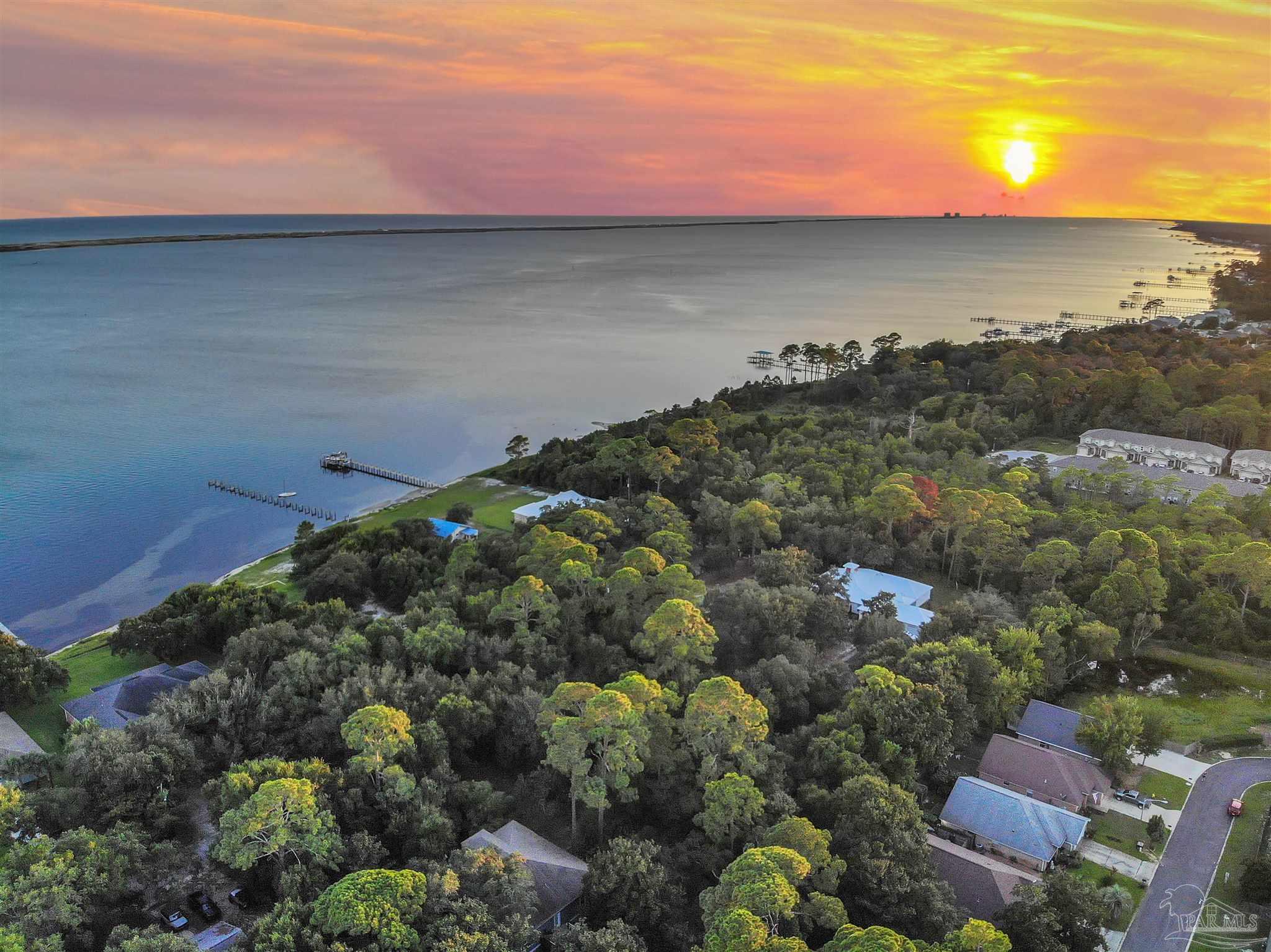 1772 Ivalea Circle Navarre, FL 32566 - Photo 34 of 35