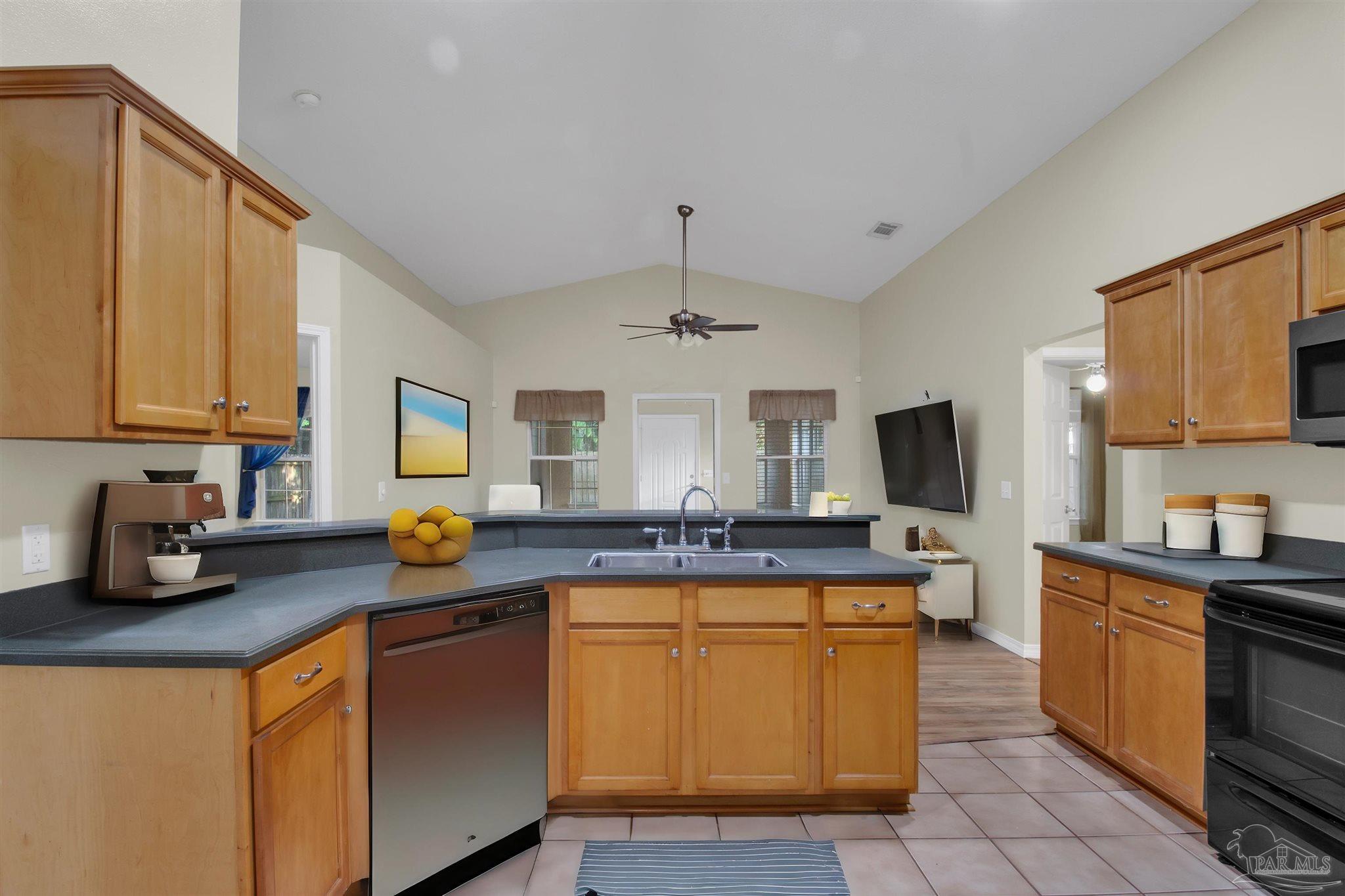 1772 Ivalea Circle Navarre, FL 32566 - Photo 9 of 35 Virtually Staged