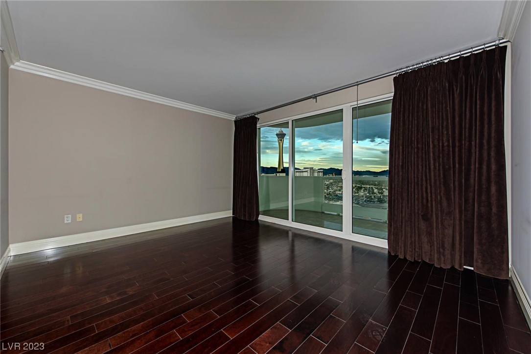 2747 Paradise Road, Unit 2103 Las Vegas, NV 89109 - Photo 10 of 12