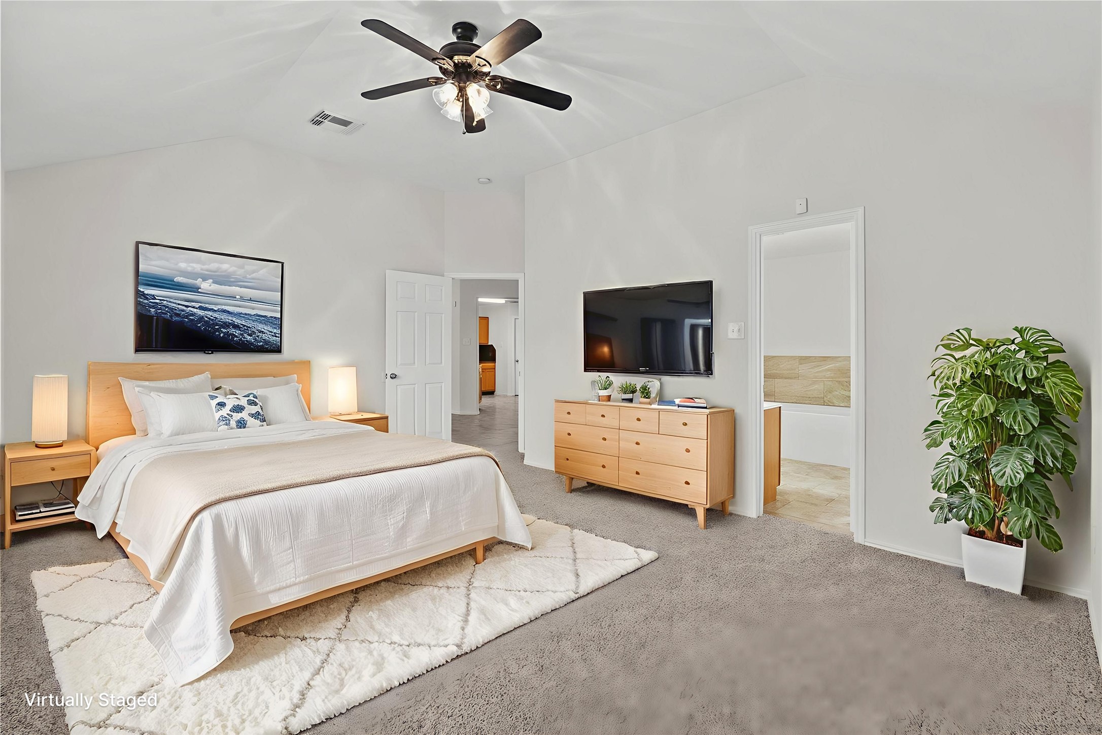 13431 Rural Oak Street Houston, TX 77034 - Photo 5 of 35 primary bedroom