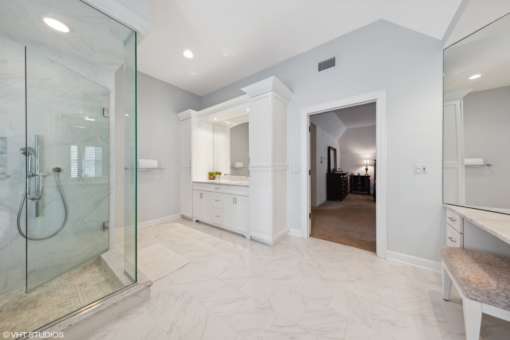 331 Fuller Road Hinsdale, IL 60521 - Photo 26 of 46 Gallery Image 26