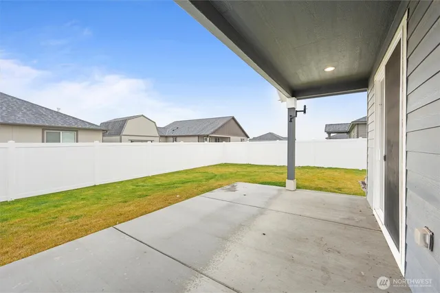 a view of an indoor swimming pool