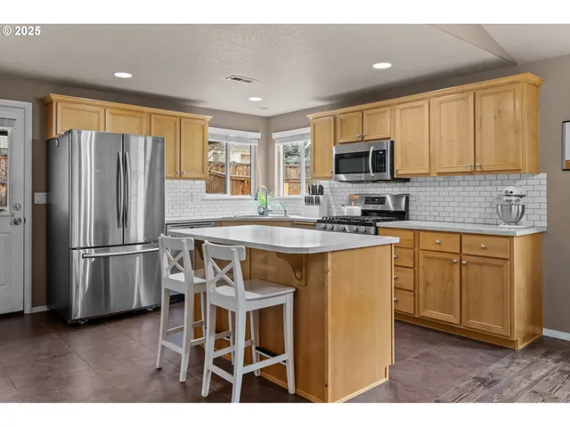 $524,000 | 63194 De Haviland Street, Bend, OR 97701