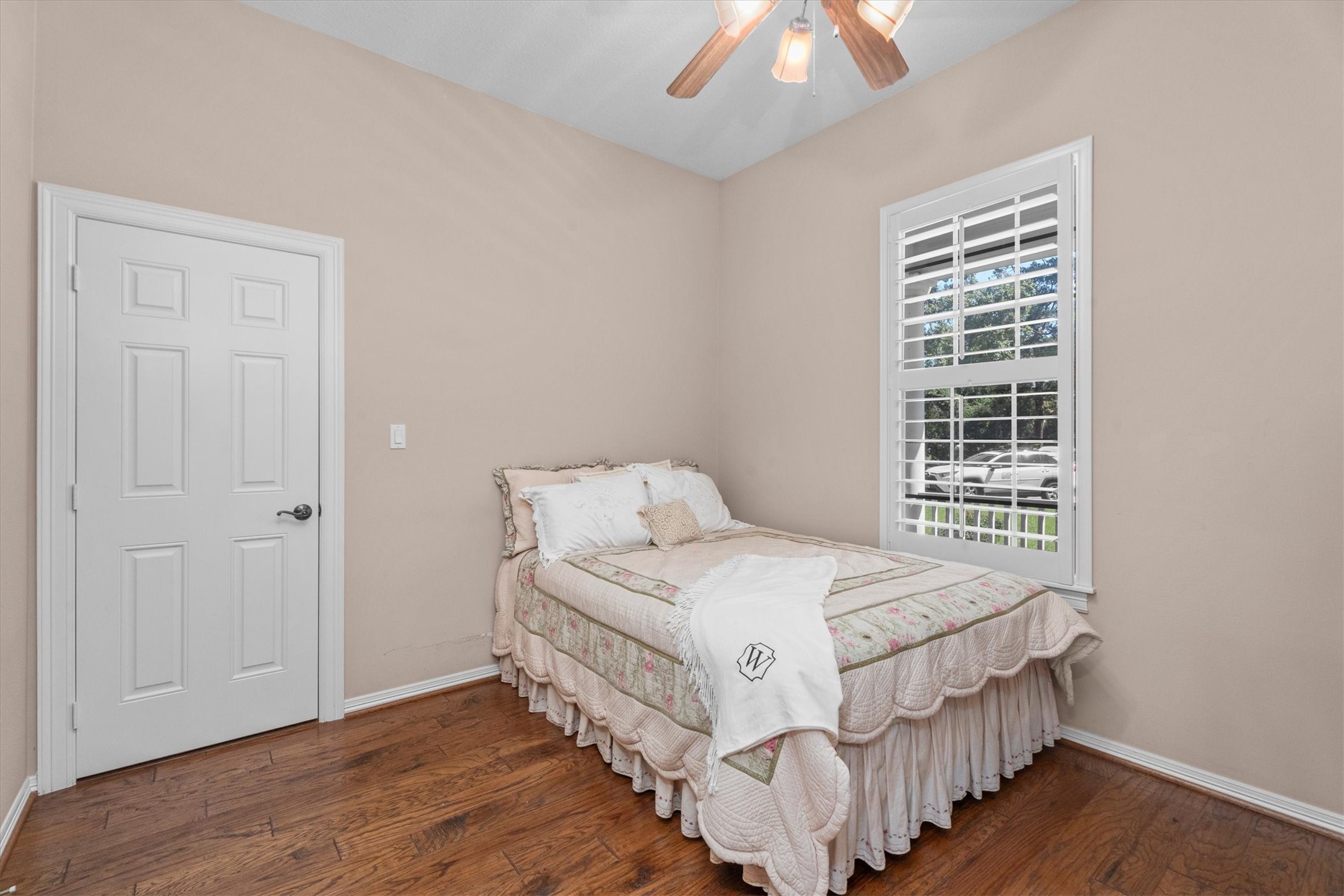 31627 Cedardale Street Magnolia, TX 77355 - Photo 30 of 47 First floor secondary room with closet space and shuttered window.