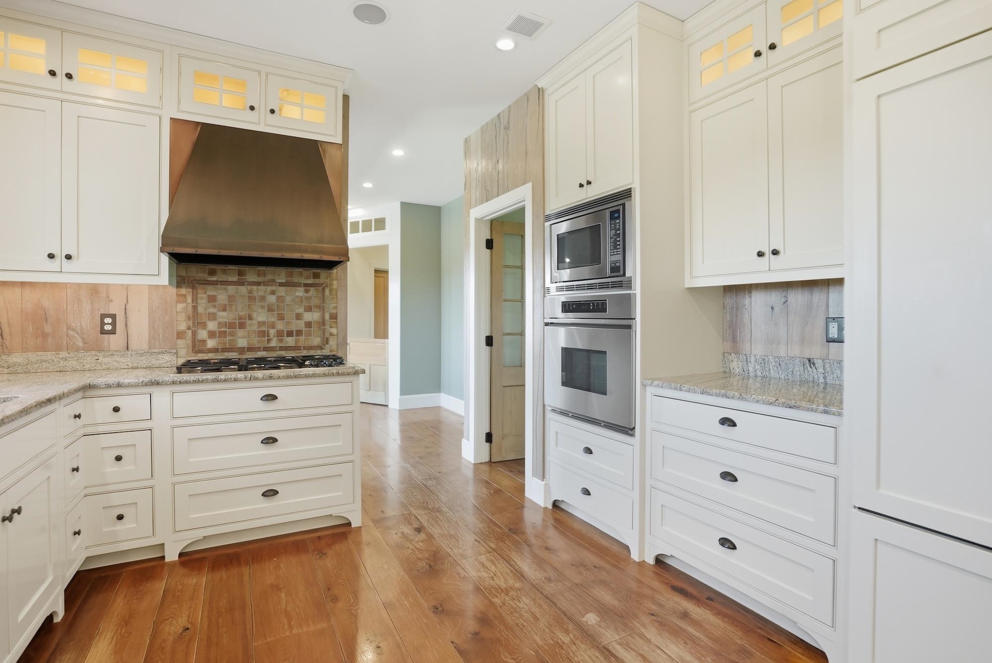 900 Crosswind Road Charlotte, VT 05445 - Photo 13 of 58