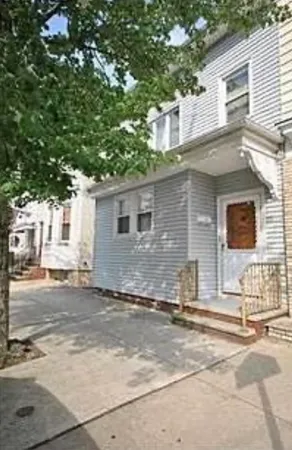 $1,900 | 188 Prospect Avenue, Unit 1, Bayonne, NJ 07002