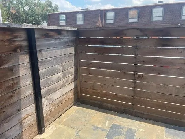 a view of entryway with a window