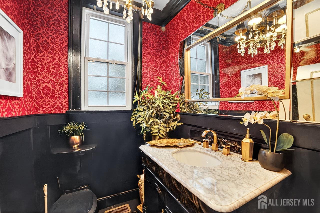 101 West Hill Road Colonia, NJ 07067 - Photo 13 of 52 a vase of flowers sitting on a table