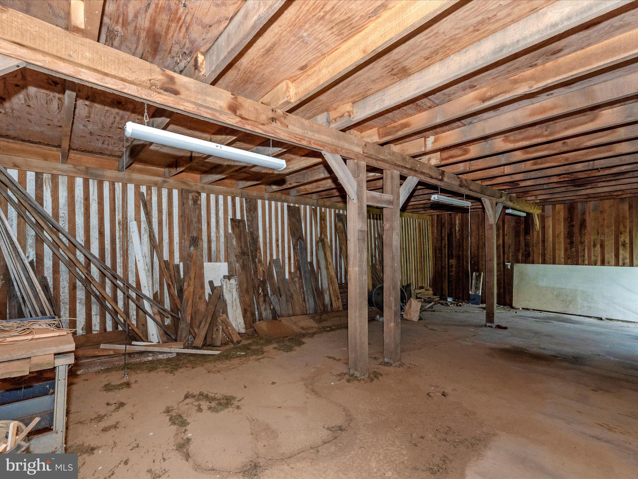 2313 Bidle Road Middletown, MD 21769 - Photo 53 of 85 Barn