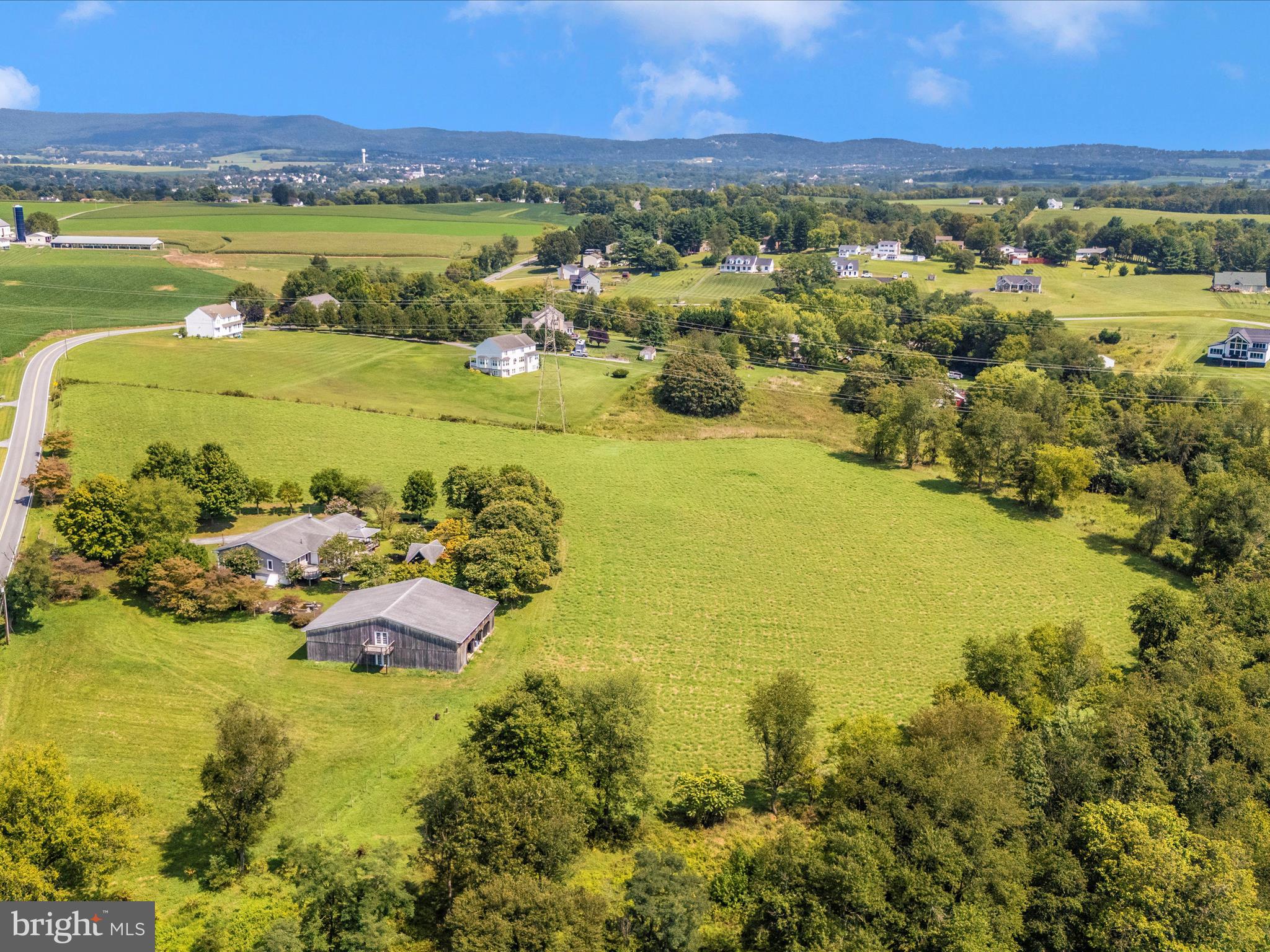 2313 Bidle Road Middletown, MD 21769 - Photo 73 of 85 a view of an ocean and a mountain