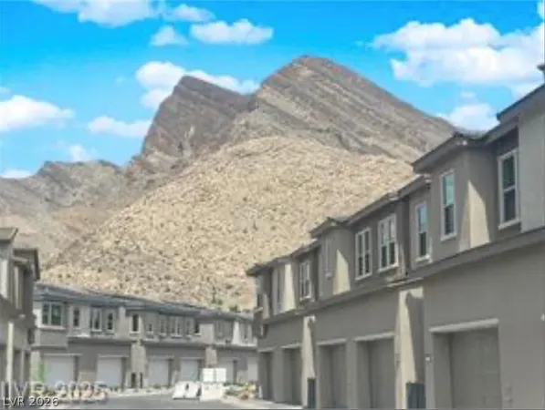 $2,500 | 11462 Crimson Ledge Avenue, Las Vegas, NV 89138