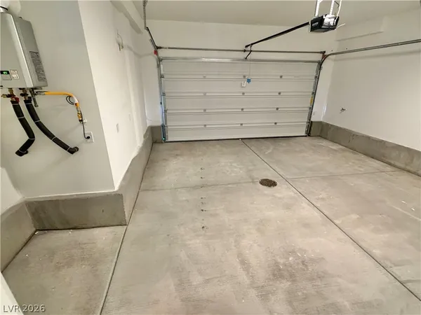 $2,500 | 11462 Crimson Ledge Avenue, Las Vegas, NV 89138