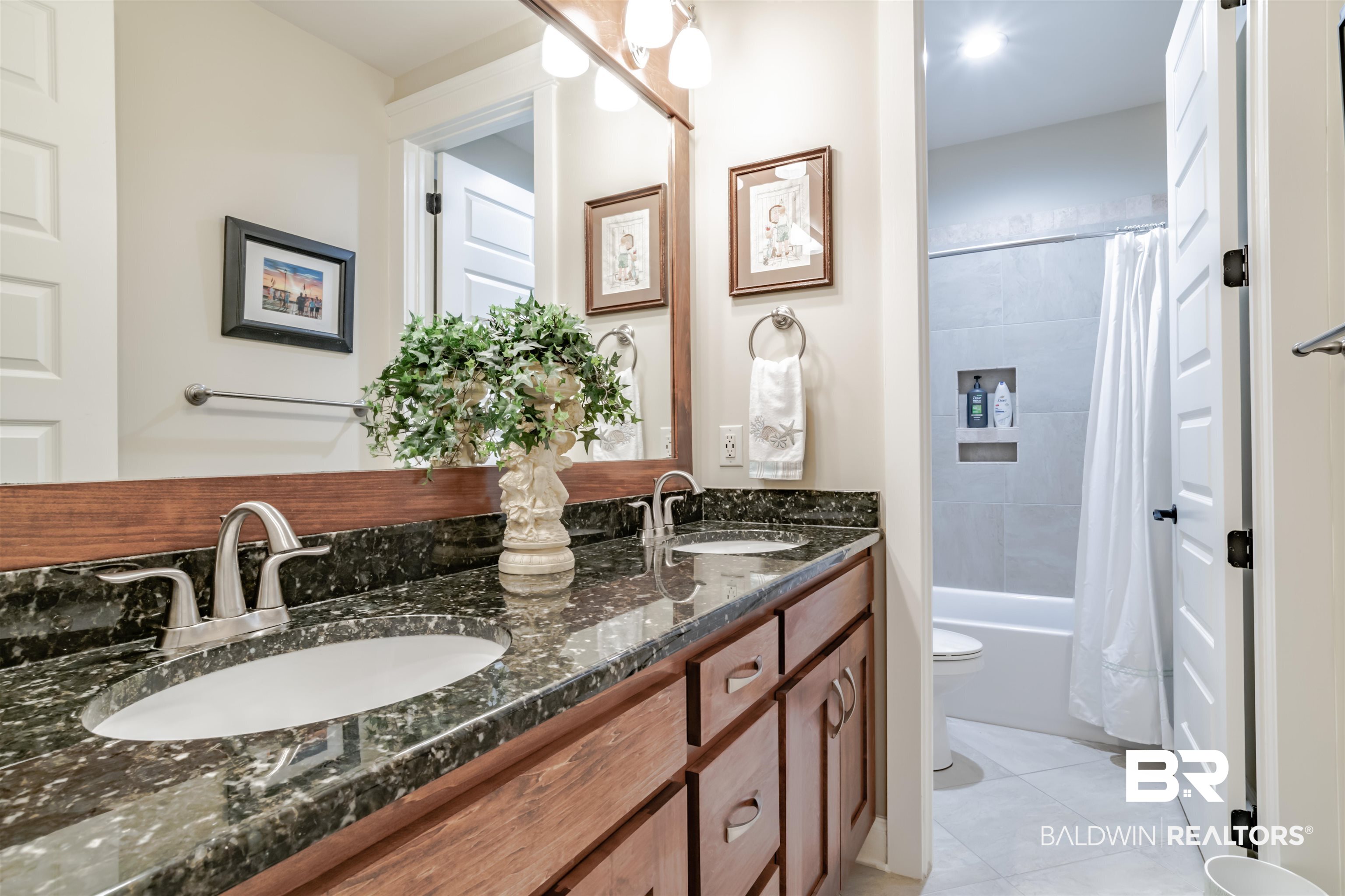 620 Theakston Street Fairhope, AL 36532 - Photo 25 of 40