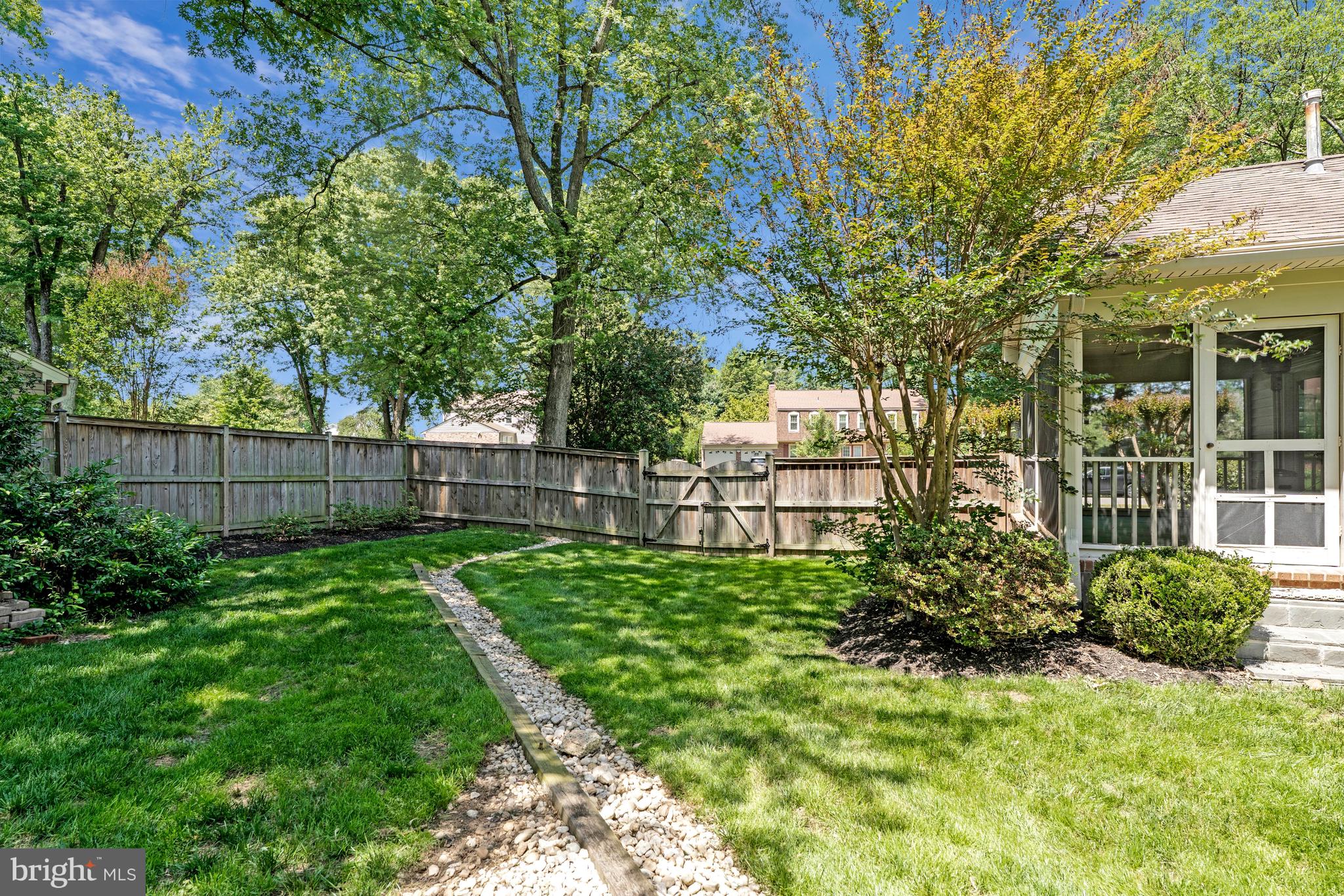 1301 Stone Meadow Way Vienna, VA 22182 - Photo 42 of 48
