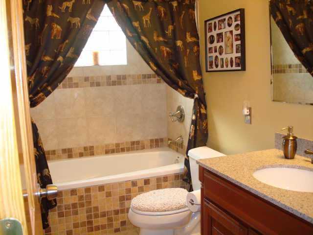 2215 Fishinger Road Upper Arlington, OH 43221 - Photo 5 of 6