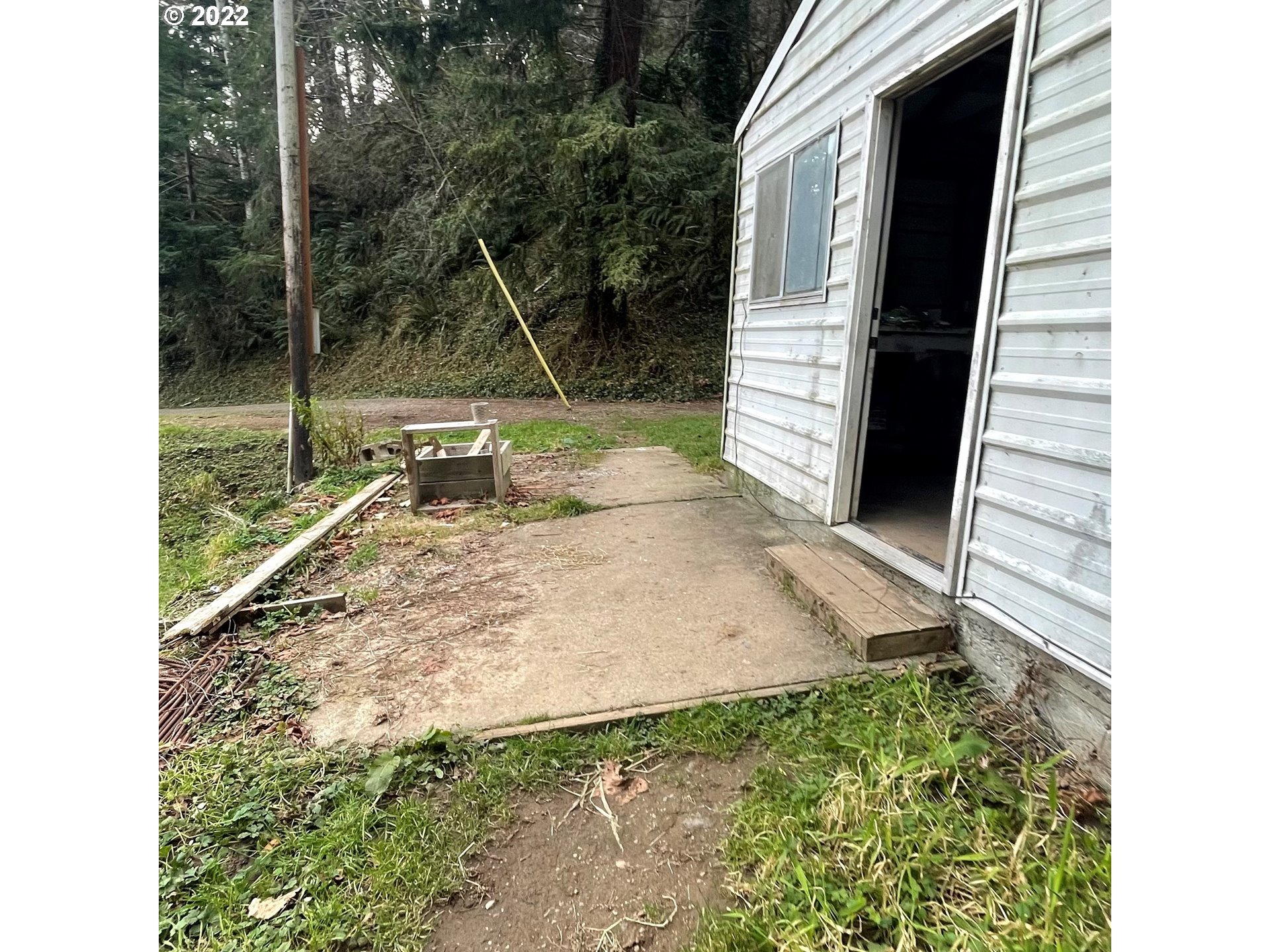 7612 Lower Smith River Road Reedsport, OR 97467 - Photo 10 of 12 Gallery Image 10