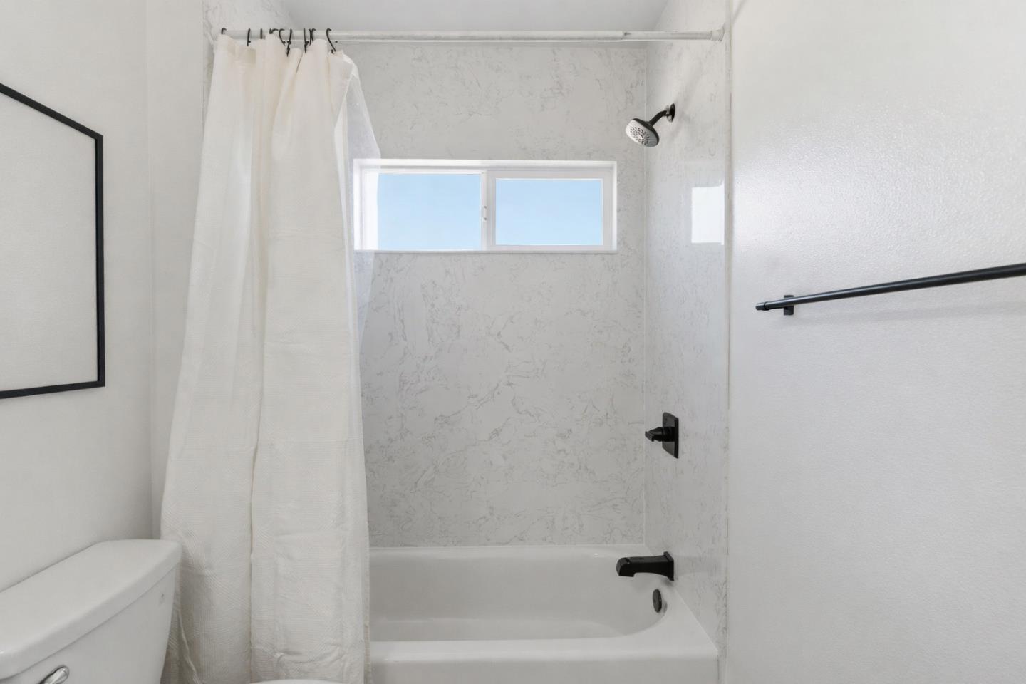 538 Dean Street Hayward, CA 94541 - Photo 20 of 25 a bathroom with a shower and a toilet