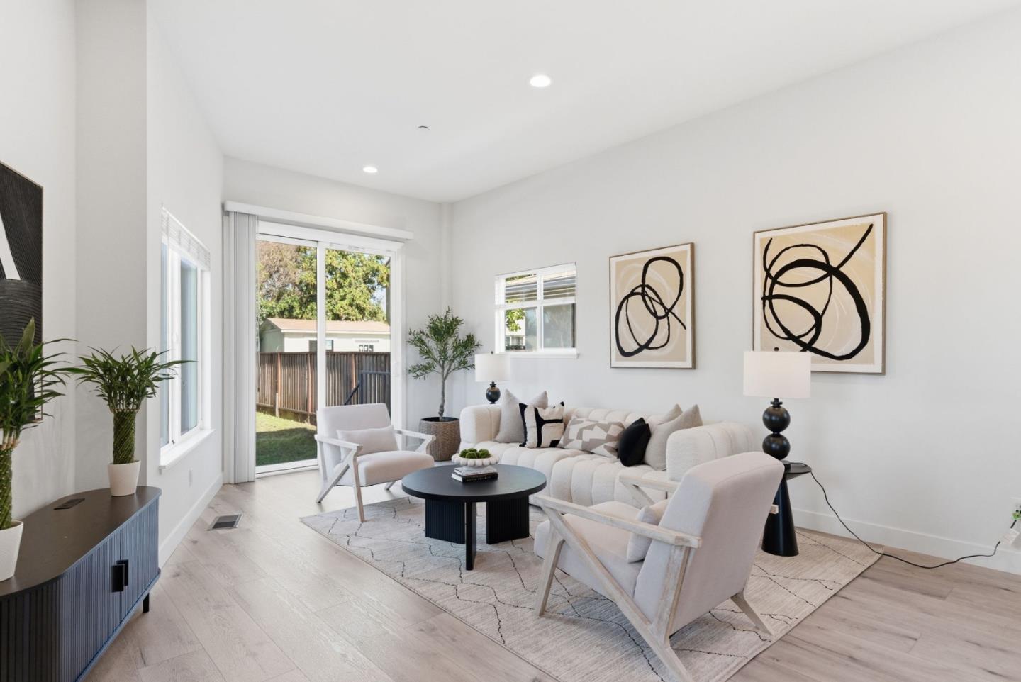 538 Dean Street Hayward, CA 94541 - Photo 7 of 25 a living room with patio furniture and a window