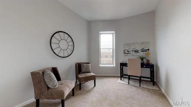 $1,900 | 4256 Maryland Avenue, Unit 3E, St. Louis, MO 63108