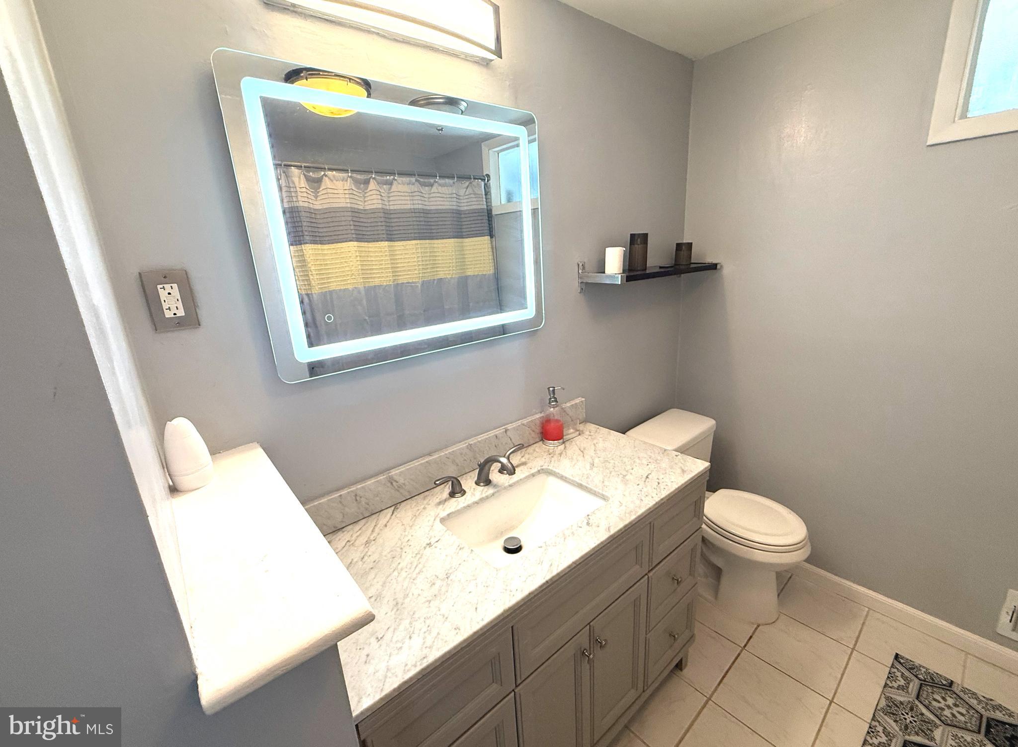 11321 College View Drive Silver Spring, MD 20902 - Photo 14 of 83 Main Bathrom. Large Sink. Beautiful .