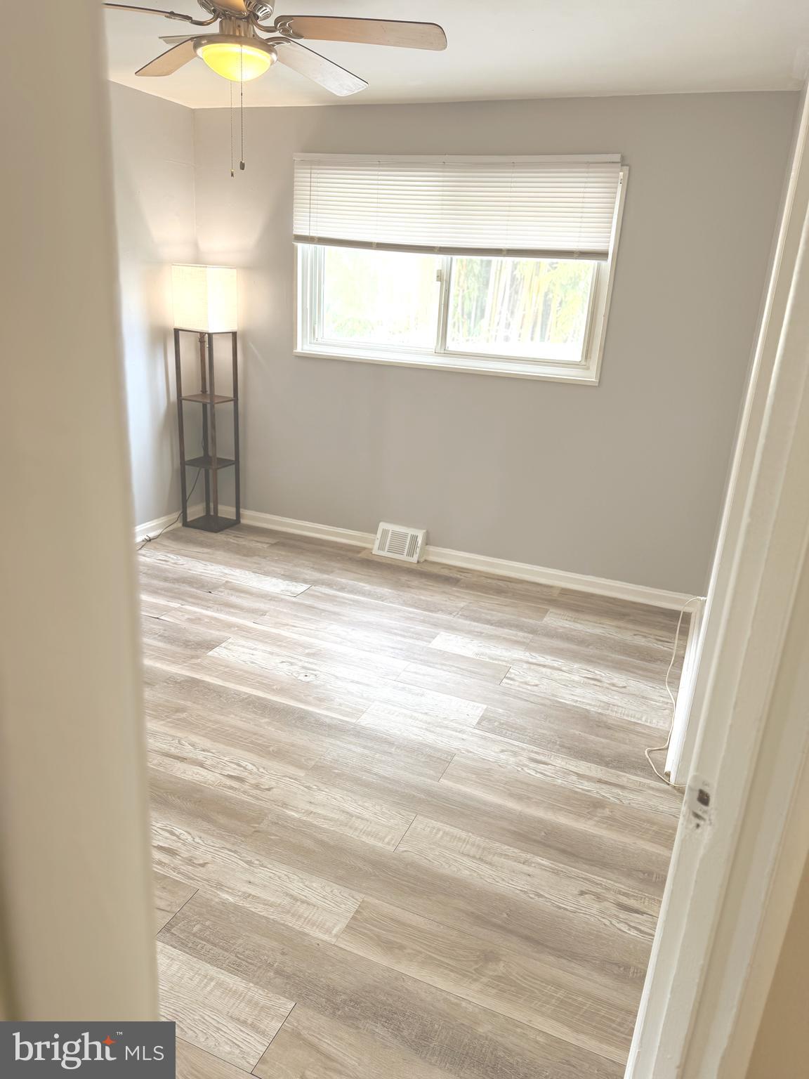 11321 College View Drive Silver Spring, MD 20902 - Photo 25 of 83 Middle Room. Far Right upstairs.