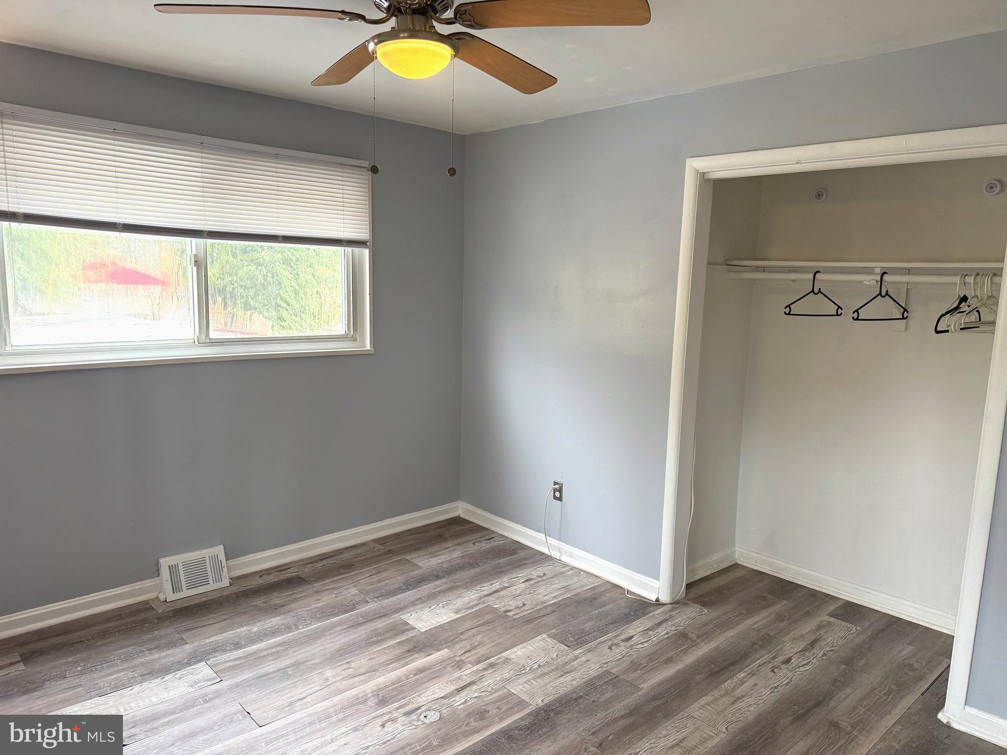 11321 College View Drive Silver Spring, MD 20902 - Photo 27 of 83 Middle room large closet. Ceiling Fan