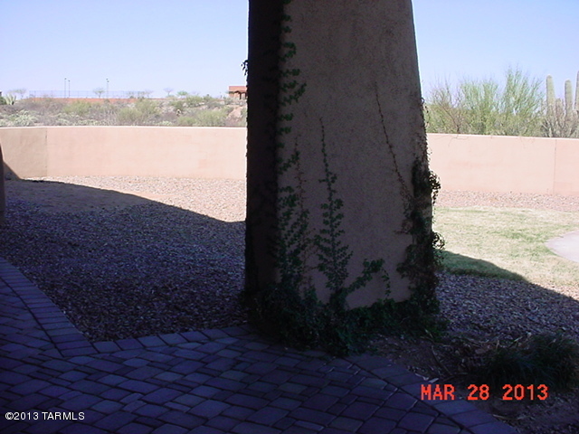 8240 South Long Bar Ranch Place Vail, AZ 85641 - Photo 12 of 22