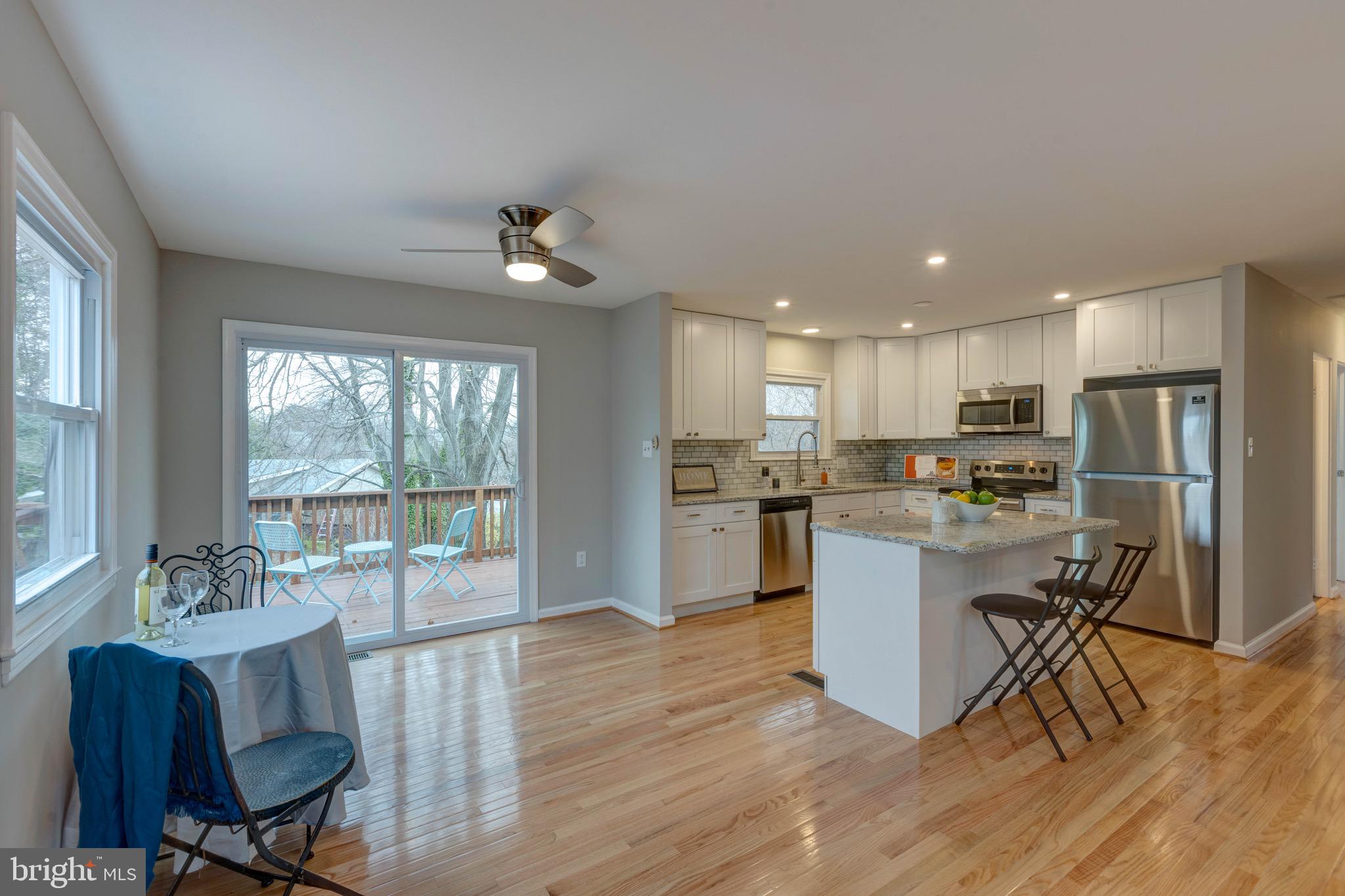 1012 South Hoga Road Sterling, VA 20164 - Photo 5 of 31 Gallery Image 5