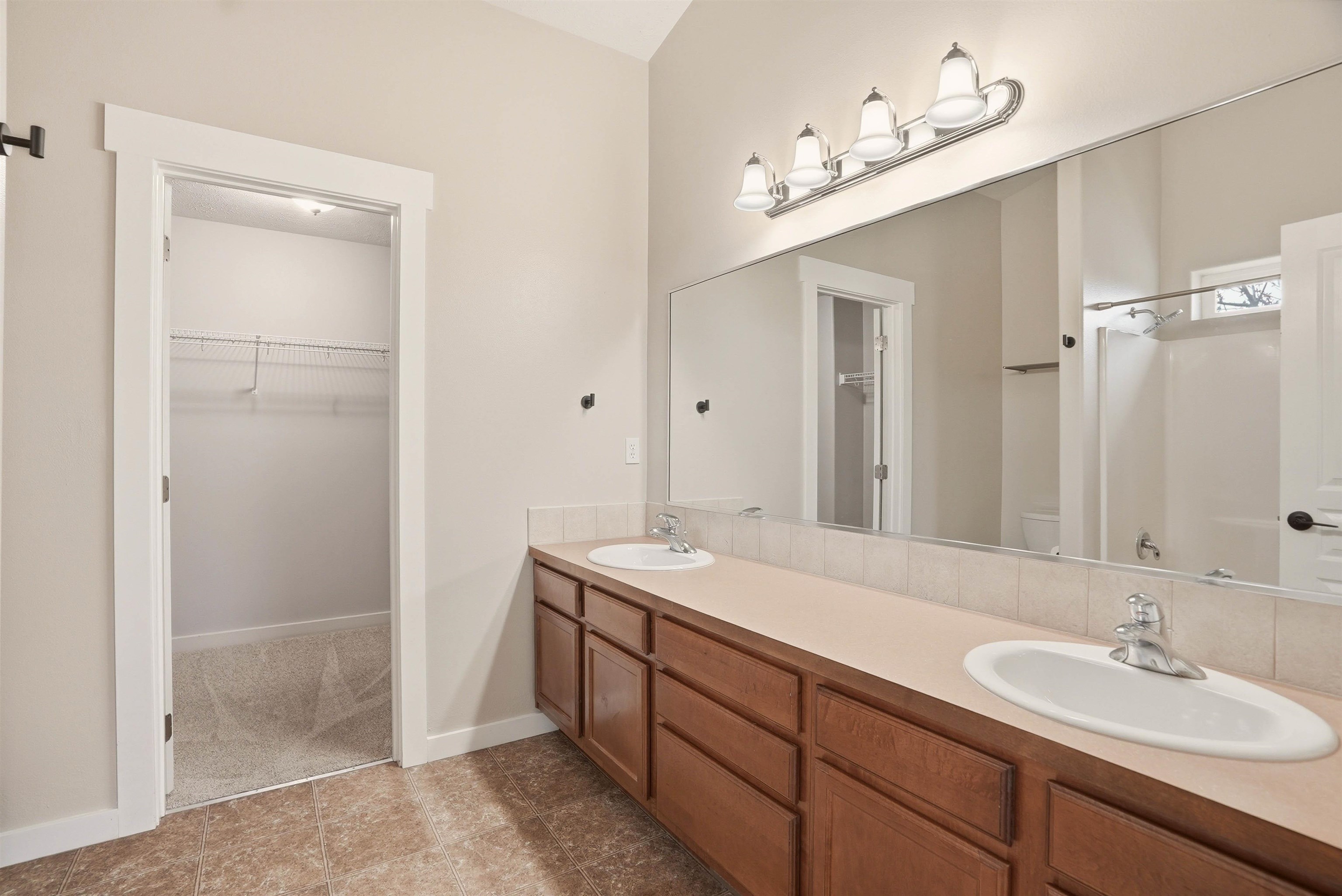 7822 North Ash Lane Spokane, WA 99208 - Photo 17 of 27