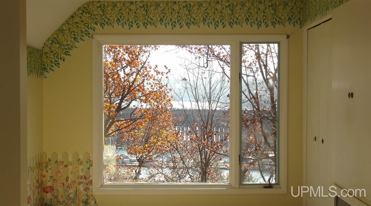 214 East Ridge Street Marquette, MI 49855 - Photo 22 of 34 Gallery Image 22