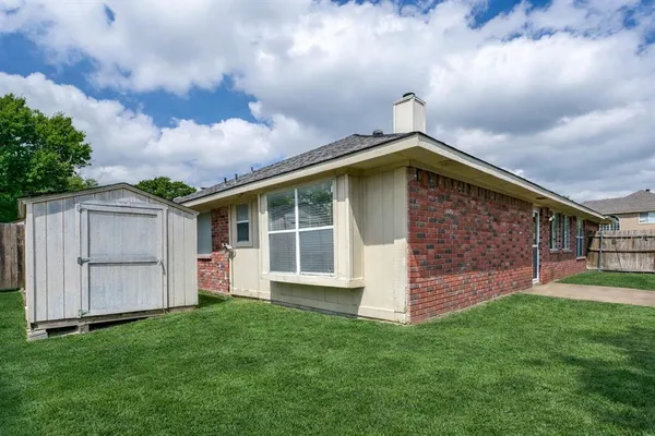 $2,675 | 908 Gordon Oaks Drive, Plano, TX 75023