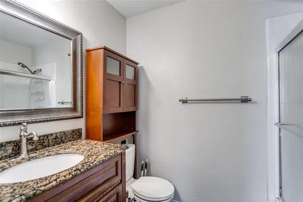 $2,675 | 908 Gordon Oaks Drive, Plano, TX 75023