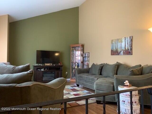 18 Pittsfield Road Howell, NJ 07731 - Photo 17 of 32 Living Room