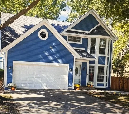 $395,000 | 961 East Cavendish Trail, Olathe, KS 66061