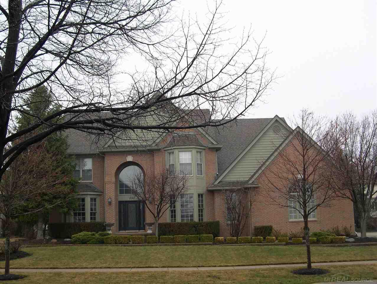 2062 Mapleridge Road Rochester Hills, MI 48309 - Photo 1 of 35
