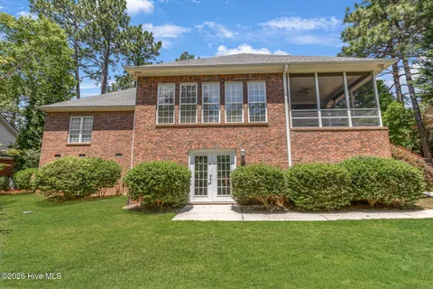 $615,000 | 940 Diamondhead Drive South, Pinehurst, NC 28374