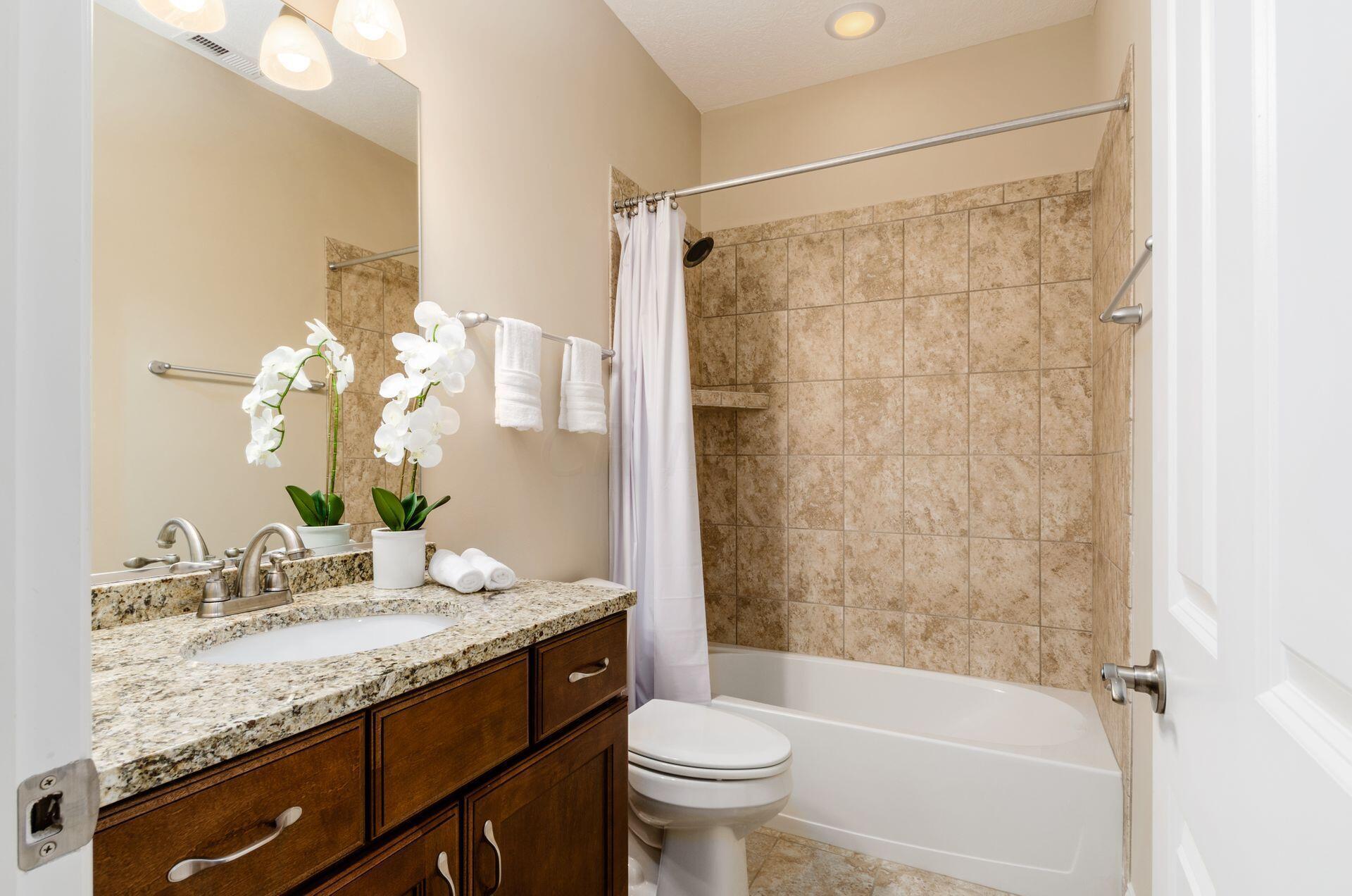 6960 Morningstar Loop Westerville, OH 43082 - Photo 36 of 47 Main level bath