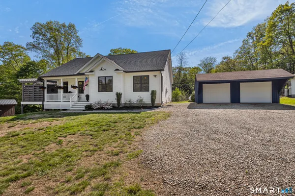 $575,000 | 142 Quinebaug Road, Thompson, CT 06255