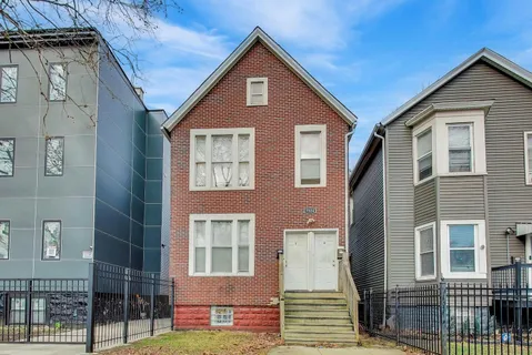 $249,000 | 7524 South Ellis Avenue, Chicago, IL 60619