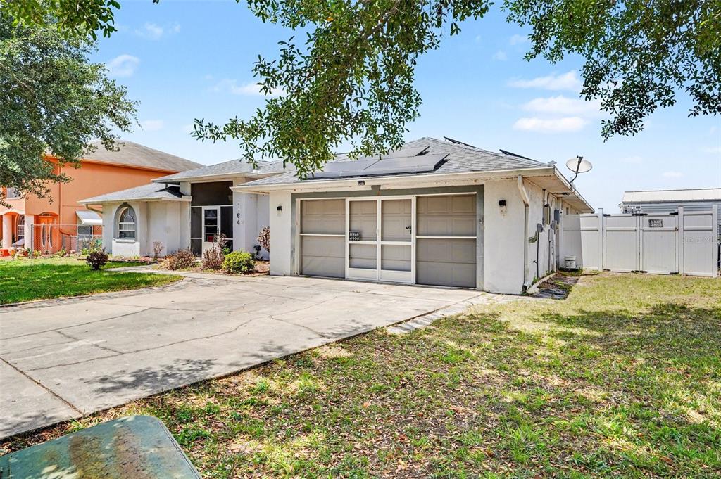 1464 Bluff Loop Dundee, FL 33838 - Photo 3 of 28